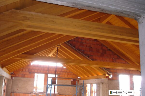 tetto pretagliato in legno